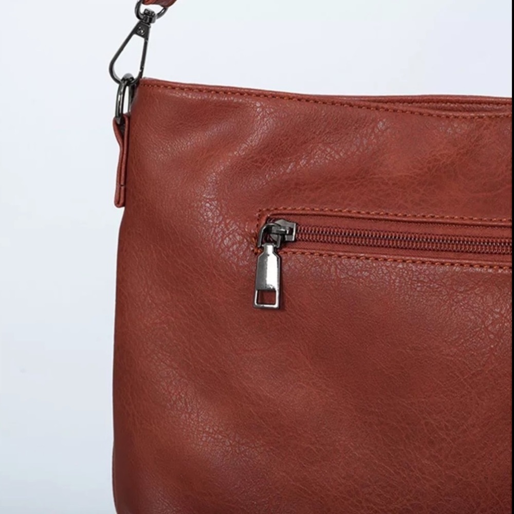 68. LAST 1! CLEARANCE Brown Vegan Faux Leather Messenger Fringe Boho Western Bag - Picture 4 of 5